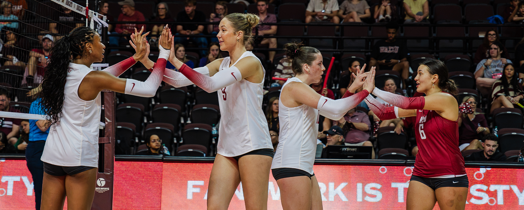 Volleyball knocks down Texas State, moves to 3-1 on the season