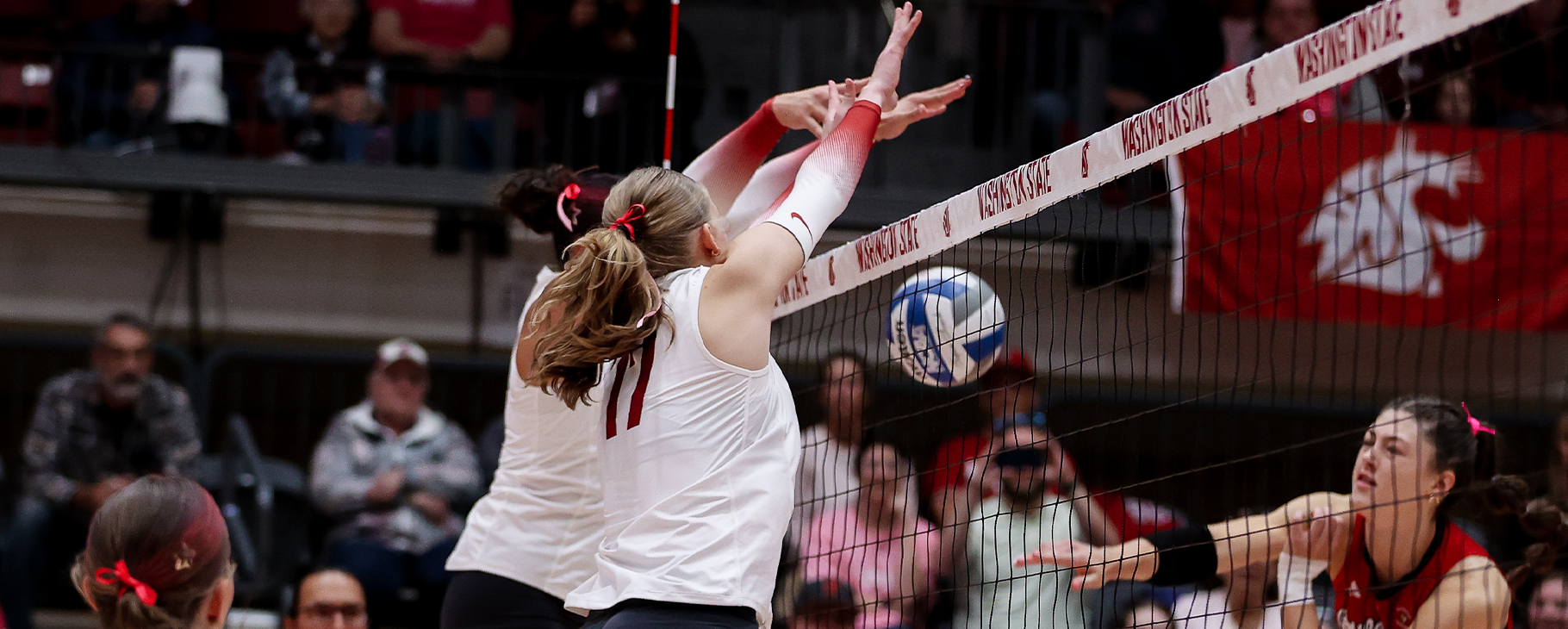 Volleyball fights through five sets, shows Pullman grit in thriller