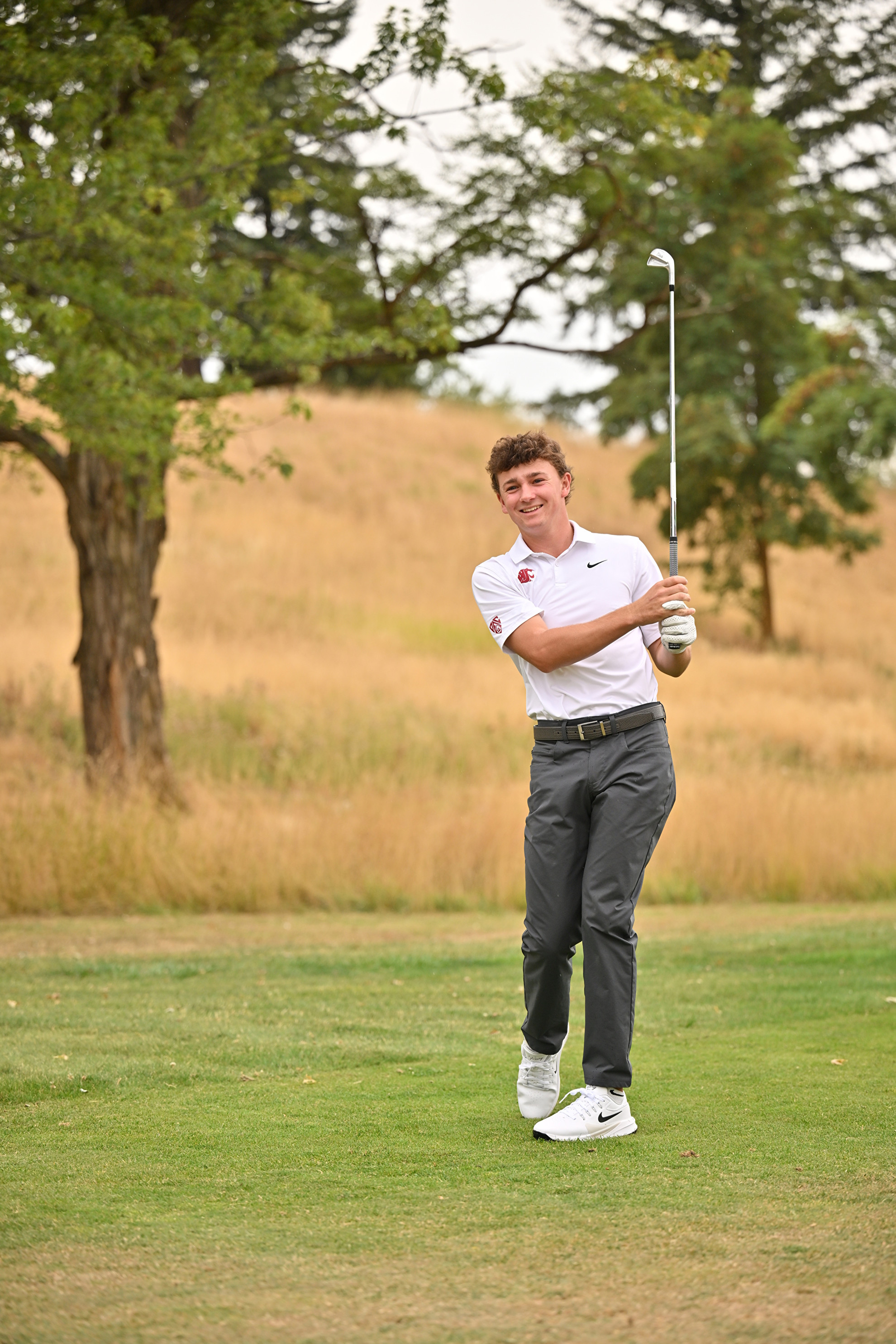 Wazzu Surges in Second Round, Holds Tight at No. 2